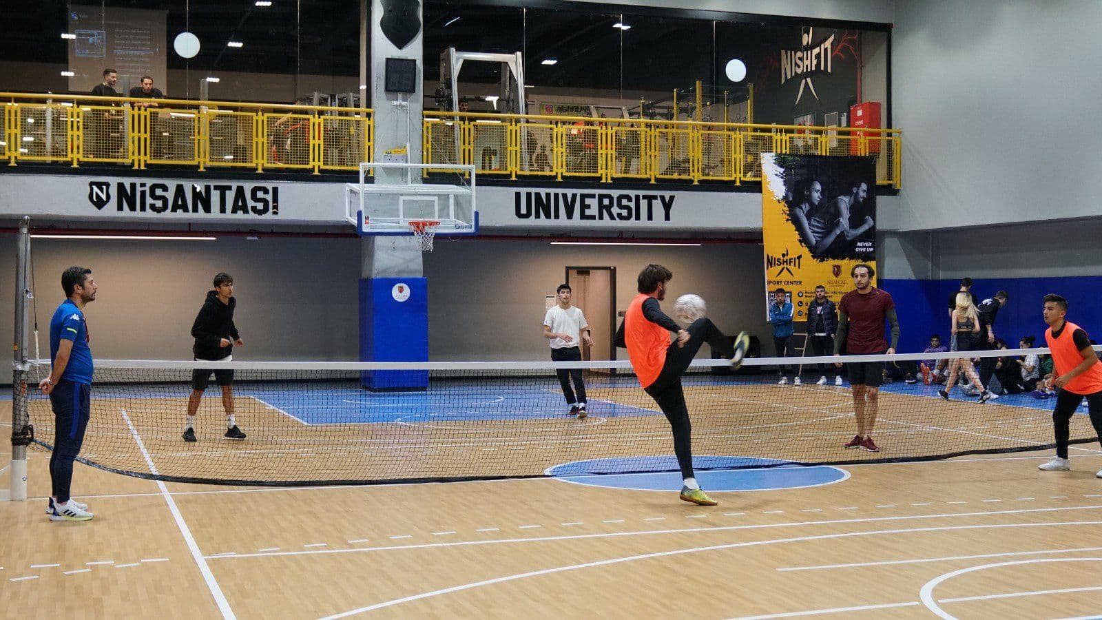 جامعة إسطنبول نيشانتاشي