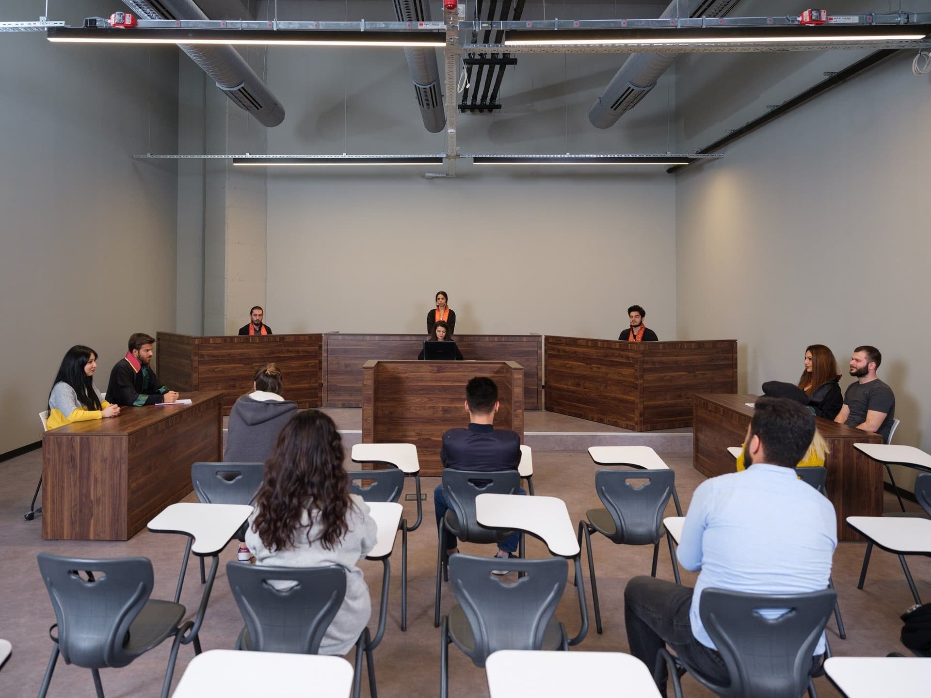 جامعة إسطنبول نيشانتاشي