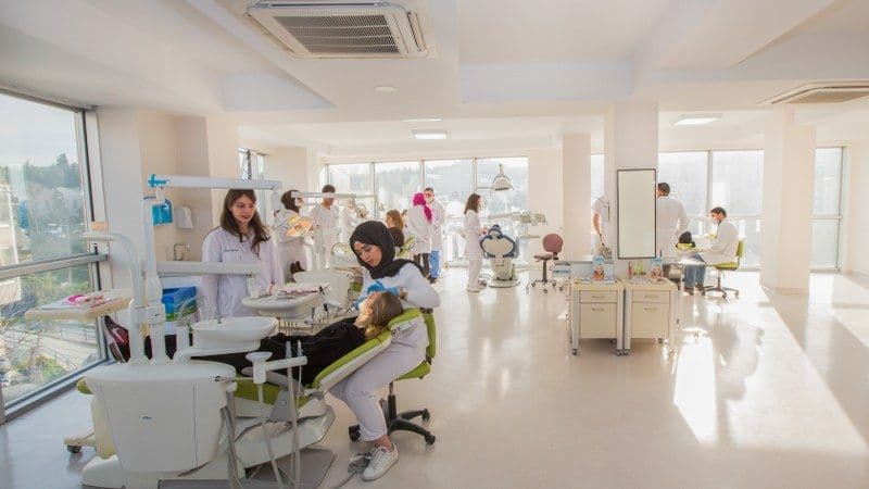 جامعة اسطنيول يني يوز يل