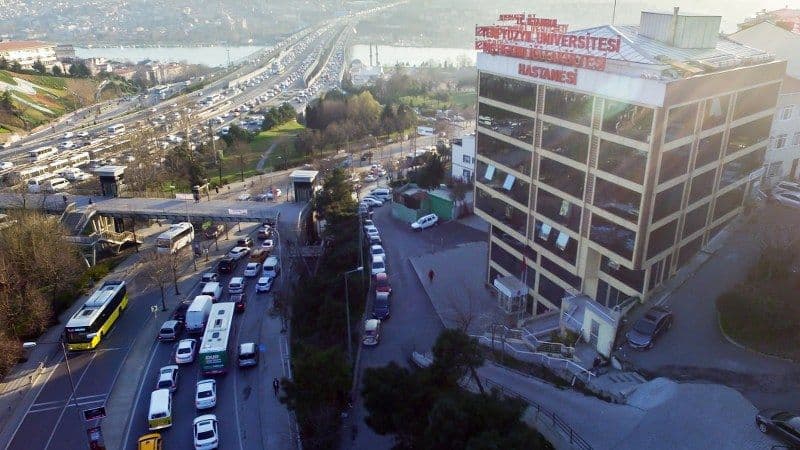 جامعة اسطنيول يني يوز يل