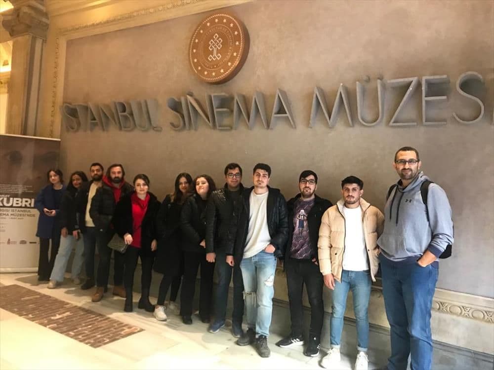 جامعة اسطنبول اسنيورت