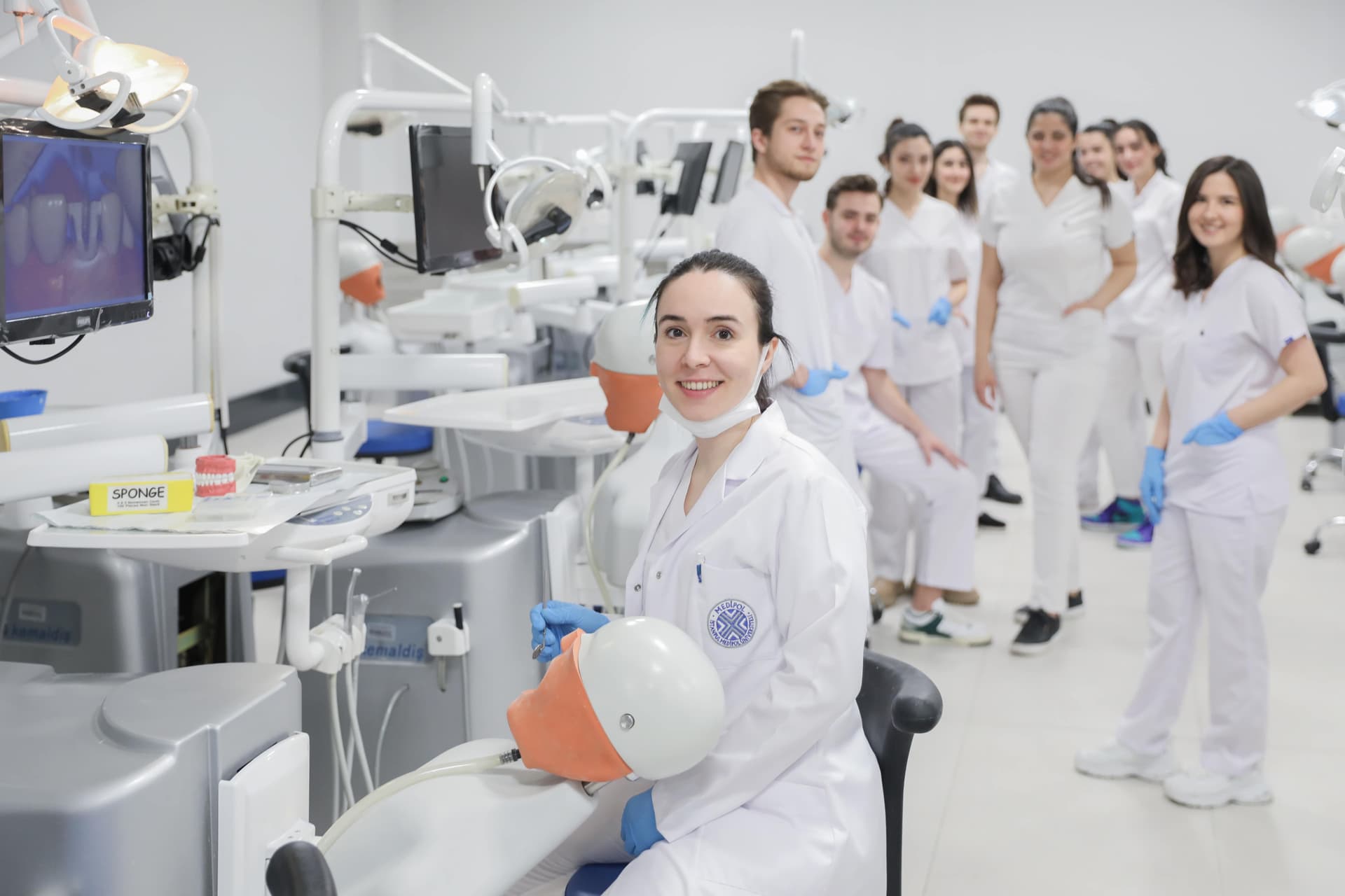 جامعة اسطنبول ميديبول