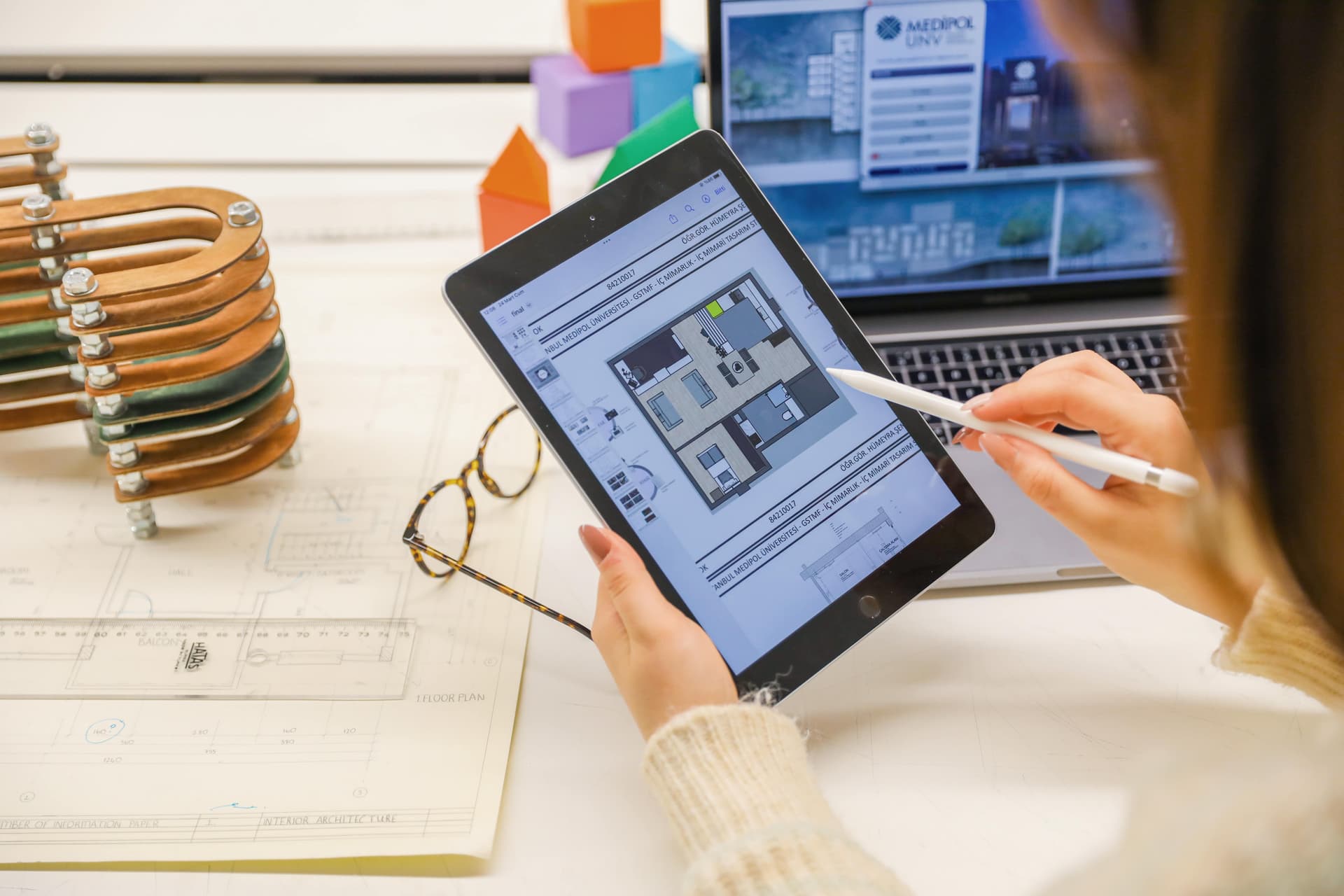 جامعة اسطنبول ميديبول