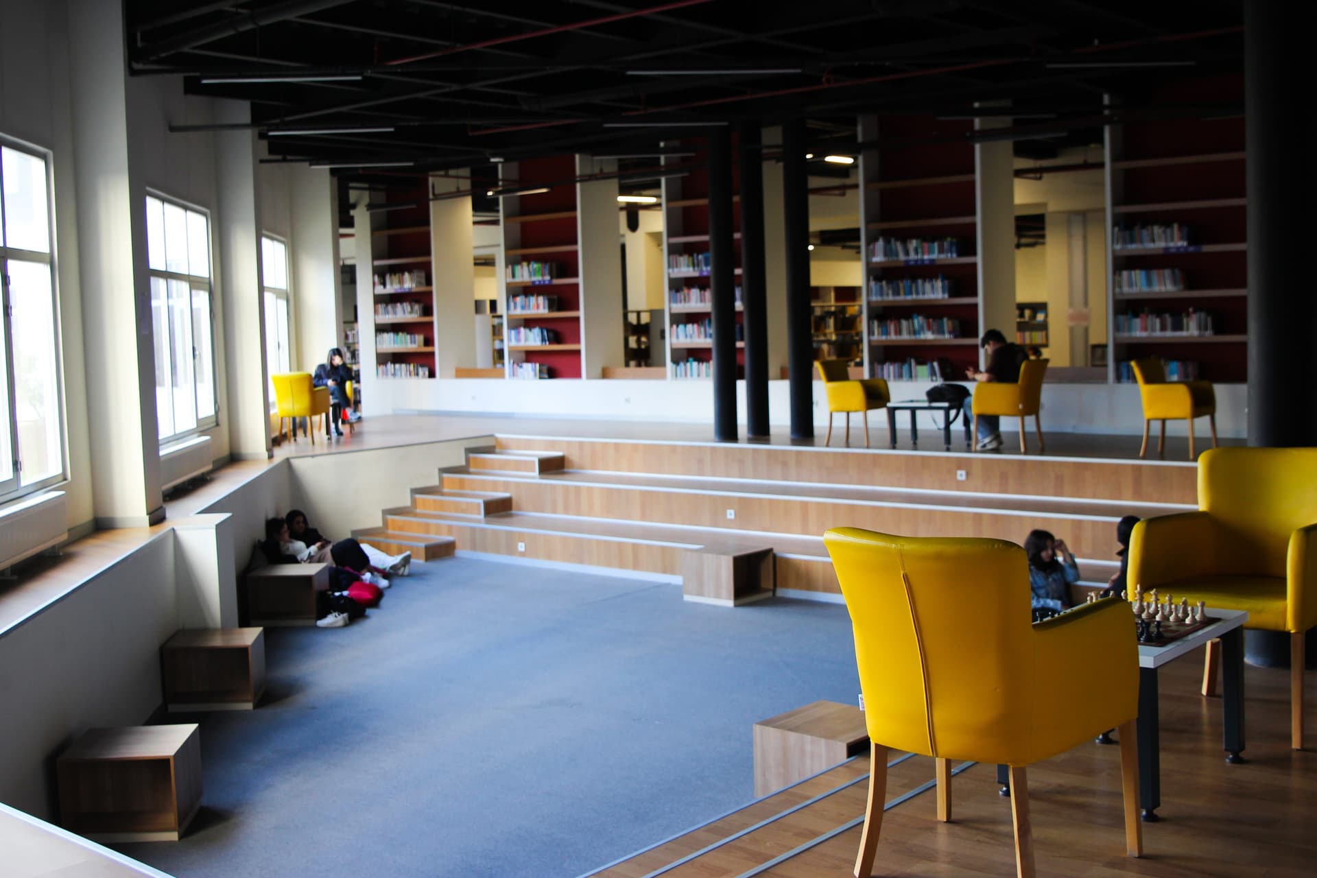 جامعة اسطنبول اسنيورت