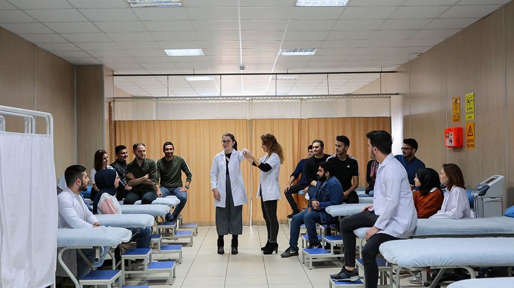 جامعة اسطنبول جيليشيم