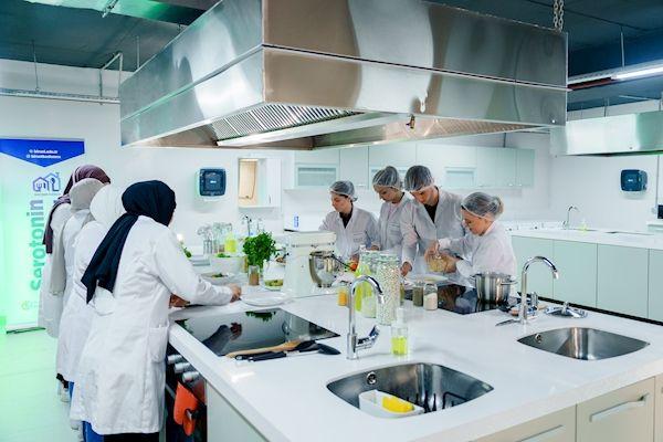 جامعة بيروني